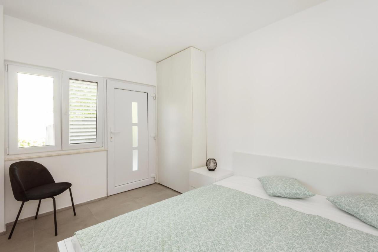 DubokaFamily House Greyアパートメント エクステリア 写真