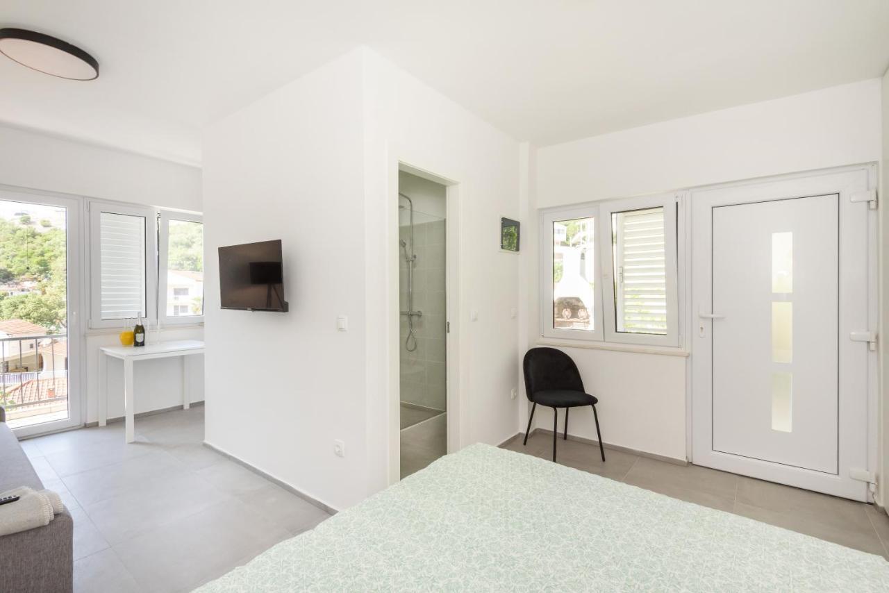DubokaFamily House Greyアパートメント エクステリア 写真